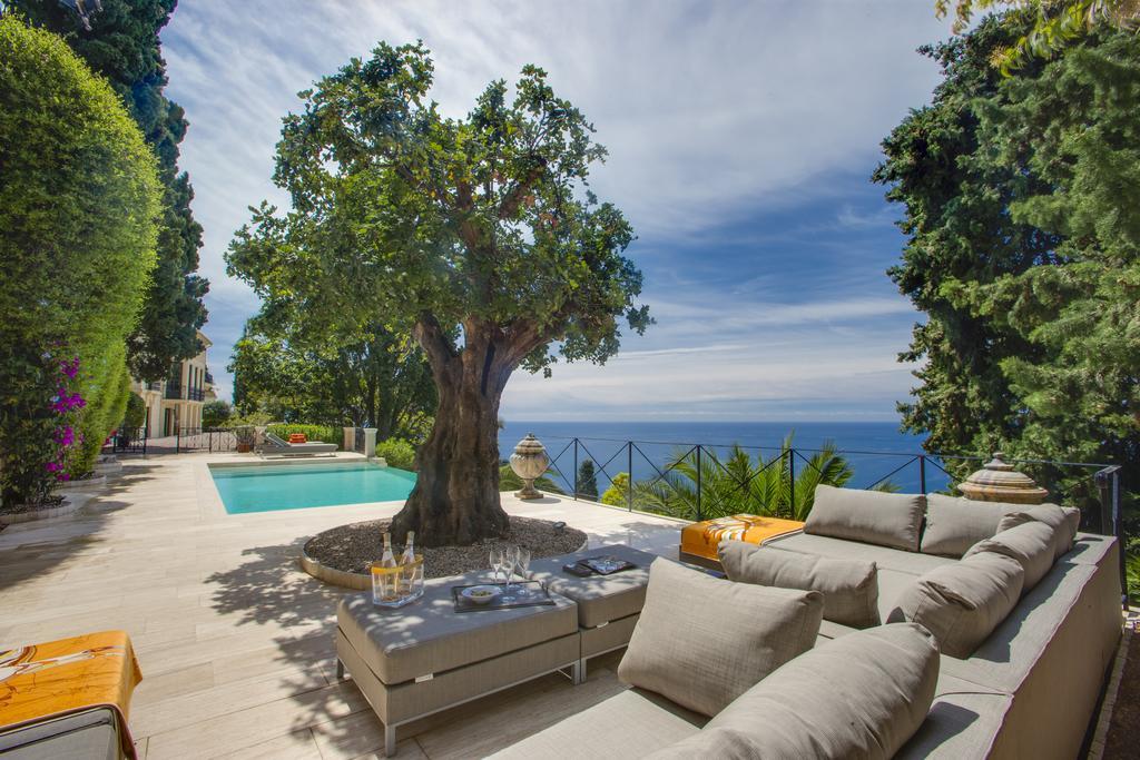 Luxurious Villa Overlooking Monaco Рокбрюн-Кап-Мартен Екстер'єр фото